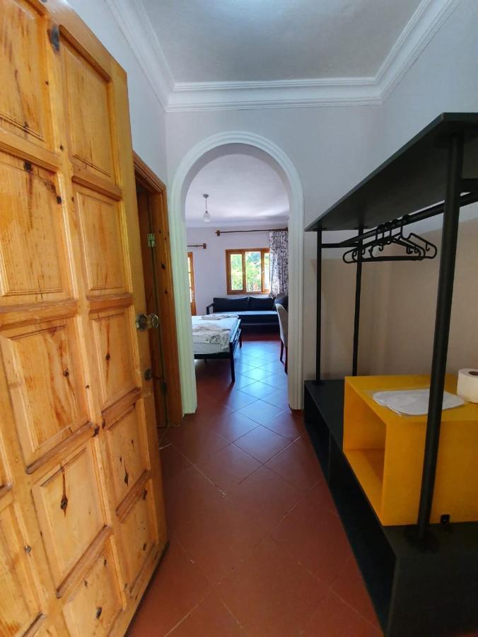 Oblomov Hotel Çıralı Ngoại thất bức ảnh
